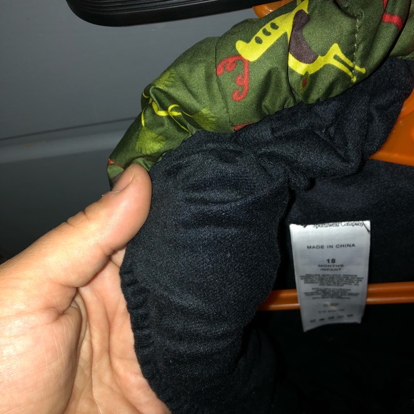 COPY - Columbia Puffer Snowsuit / 18 months / Down lining / EUC - Picture 3 of 6